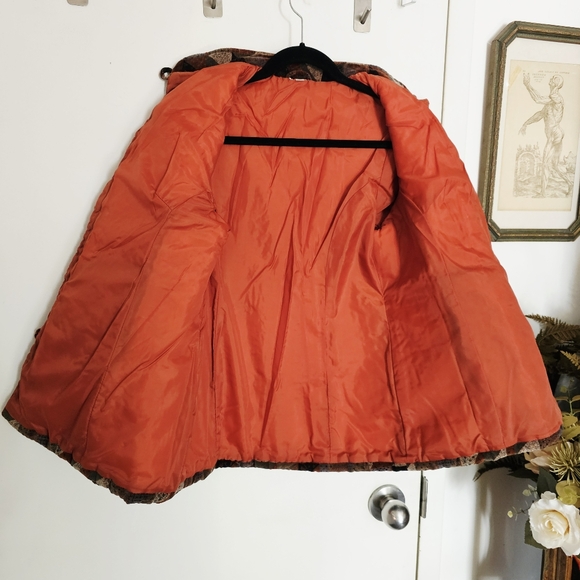 Vintage 90s Velvet Quilted Patchwork Patterned Jacket w/ Frog Closures - Picture 15 of 15